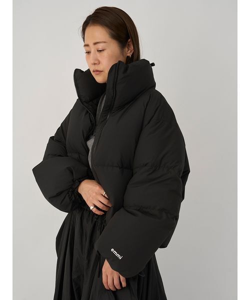 クロップドフォルムダウンコート（ダウンジャケット/コート）｜emmi