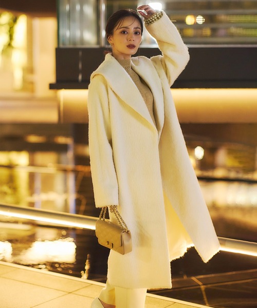 anuans（アニュアンス）の「アルパカウールショールカラーコート