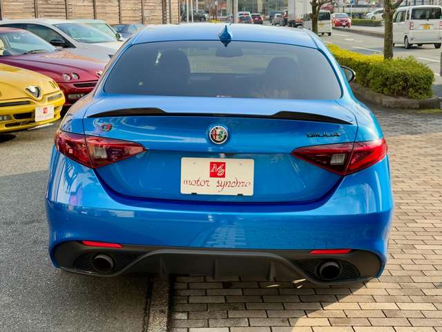 アルファ ロメオ ジュリア 2.0 ターボ ヴェローチェ（価格:250万円