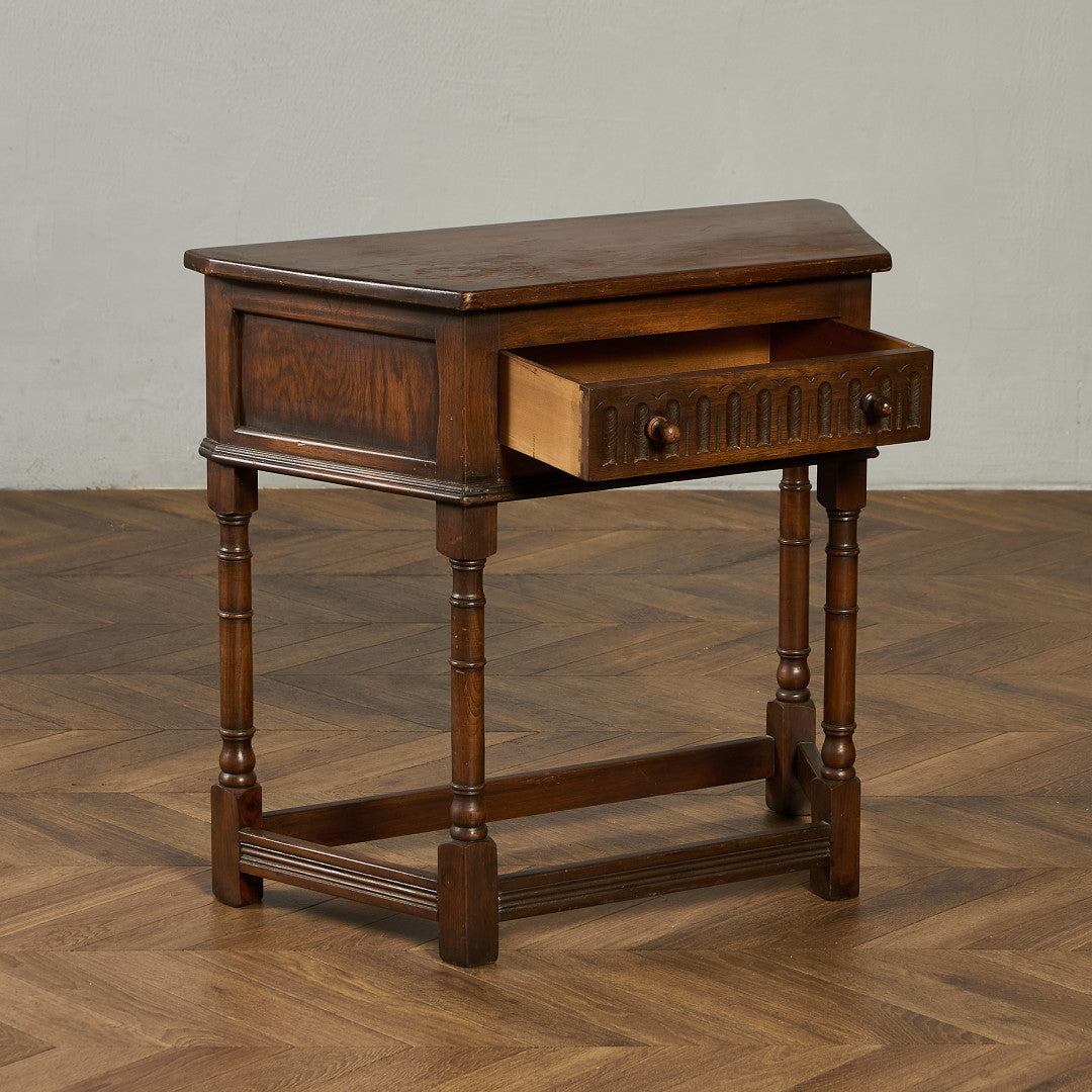 べヴァンファンネル Bevan Funnell – camori ヴィンテージ家具・北欧