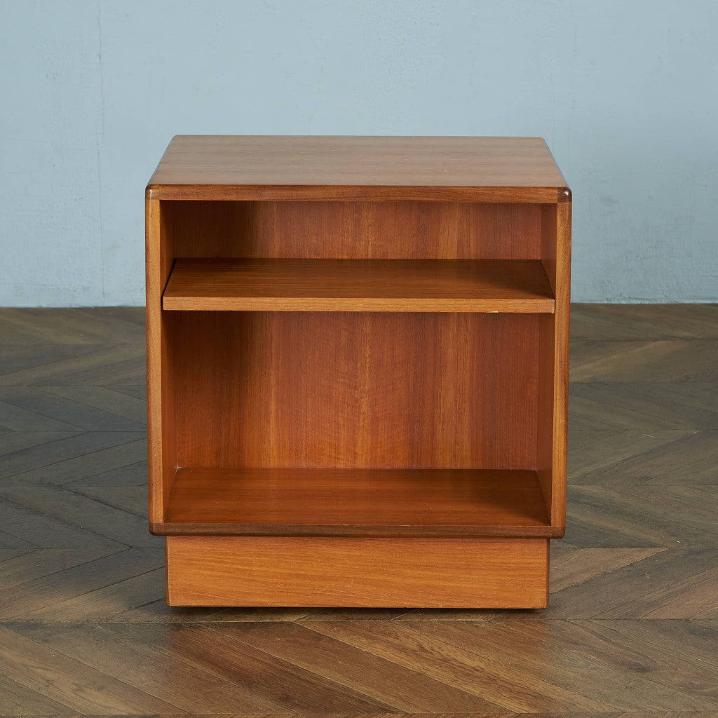 英国ヴィンテージ ベッドサイドキャビネット / サイドテーブル #85340