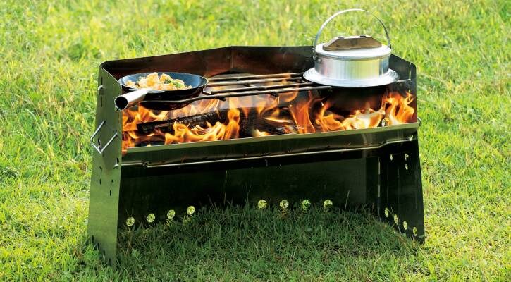 ユニフレーム2024年新商品「薪グリルラージ ツインゴトク」 | キャンプ