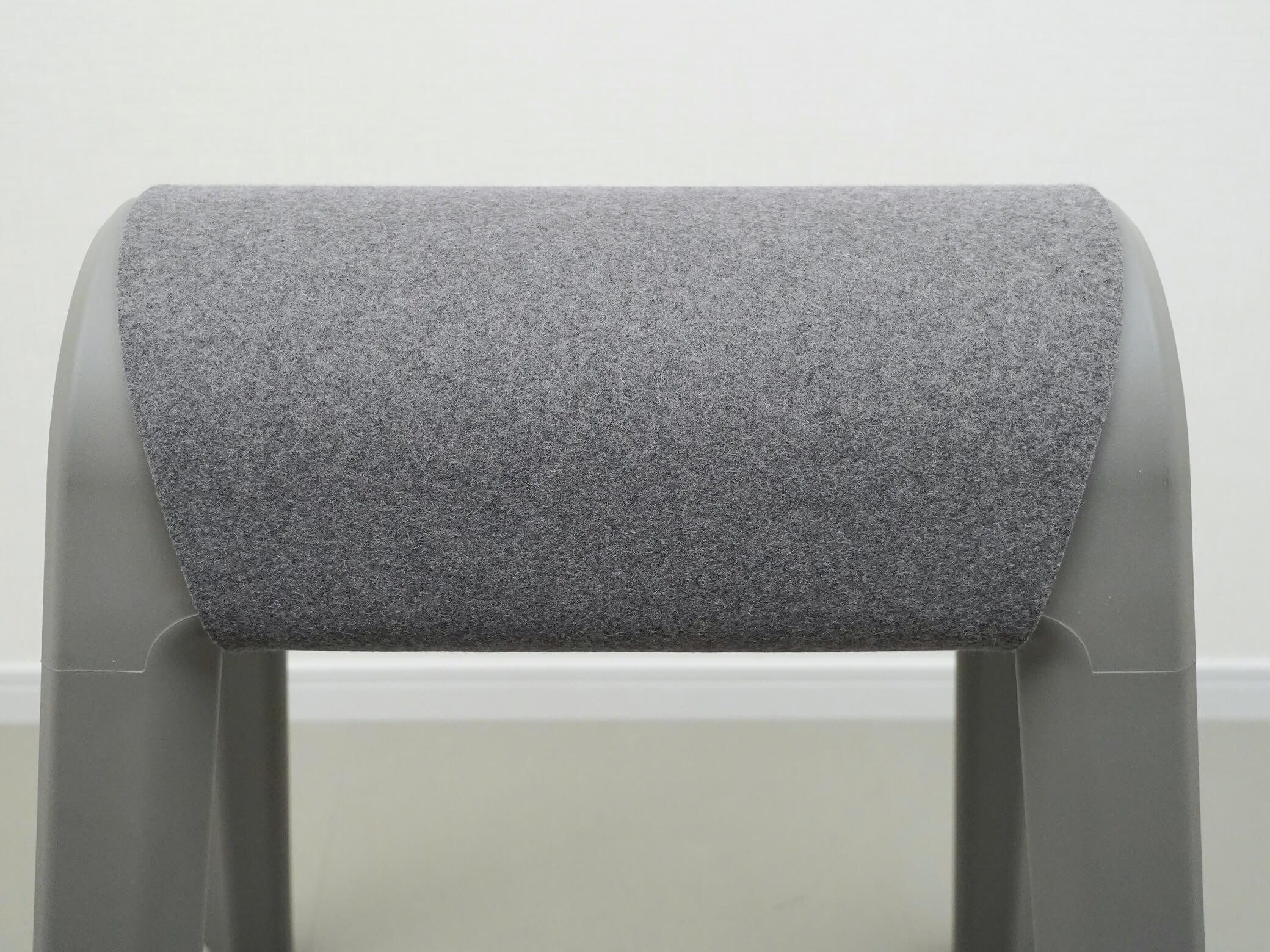 シッツボック スツール ウィルクハーン グレー 中古 / 204 range