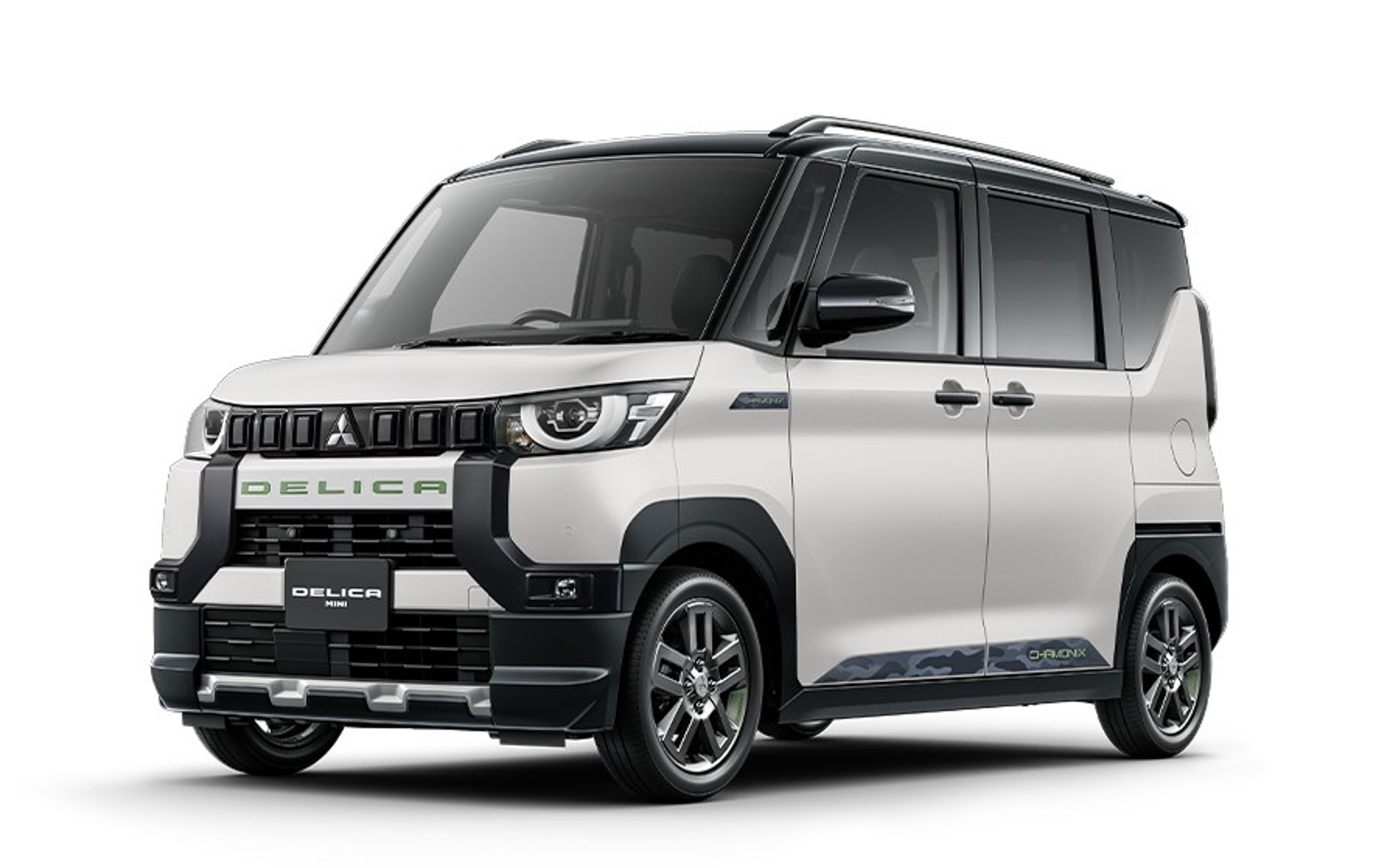 三菱自動車、「デリカミニ」にディーラーオプション「シャモニー