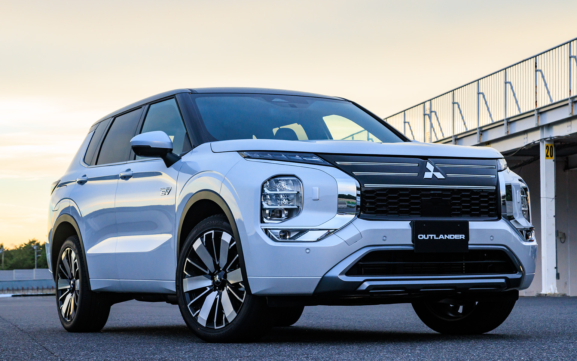 写真で見る 三菱自動車「アウトランダーPHEV」（2024年大幅改良モデル