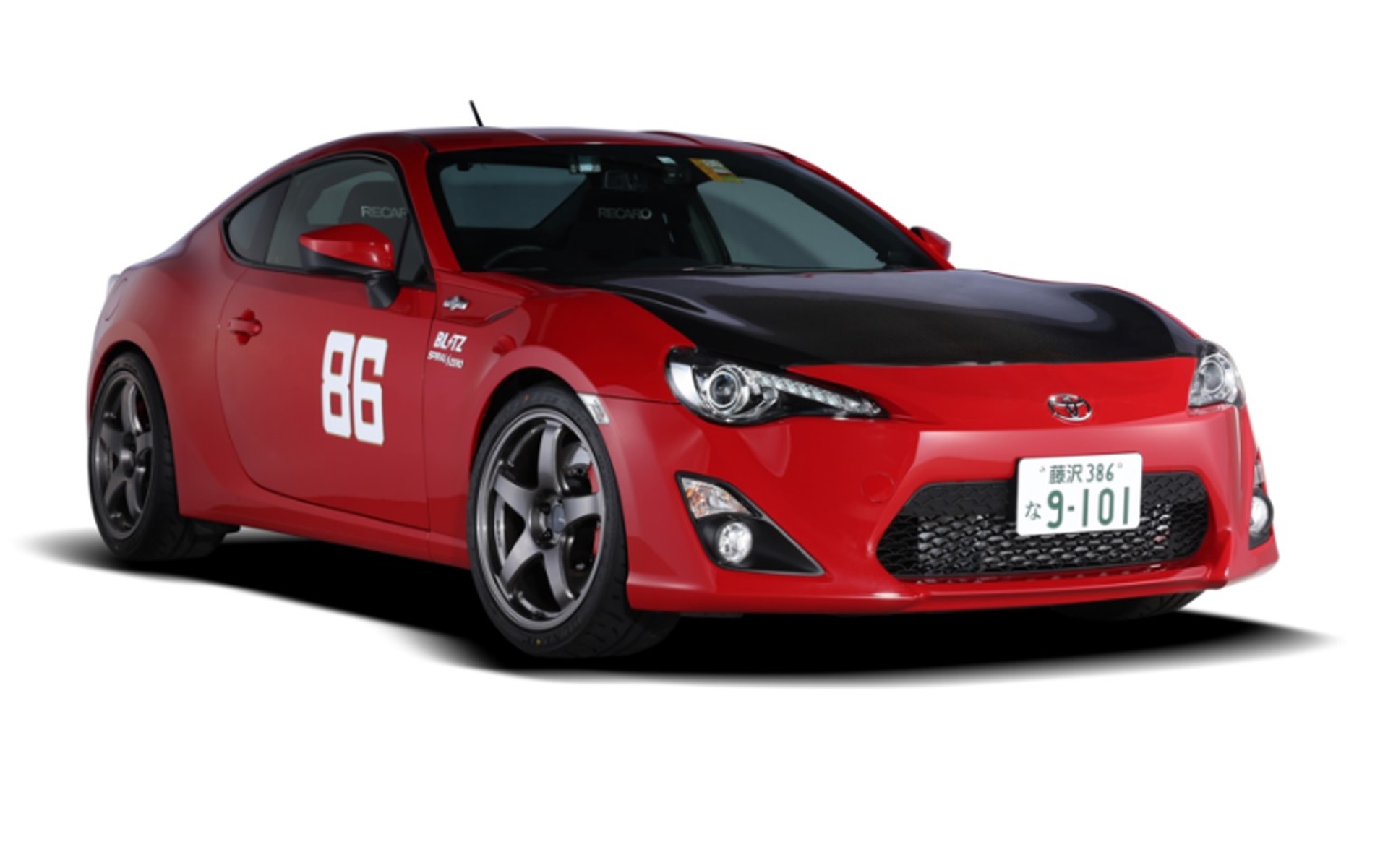 A PITオートバックス東雲に「ブリッツ×MFゴースト」ポップアップストア