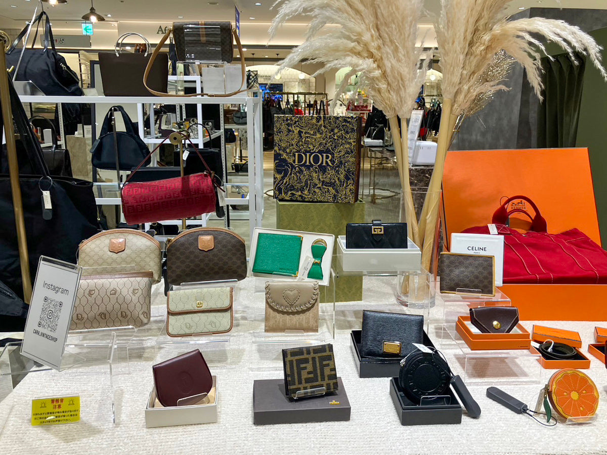 VERSACE ヴェルサーチ サンバースト オーストリッチ型押し ワン