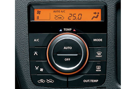 ワゴンRスティングレー（スズキ）X（2012年9月）｜カタログから中古