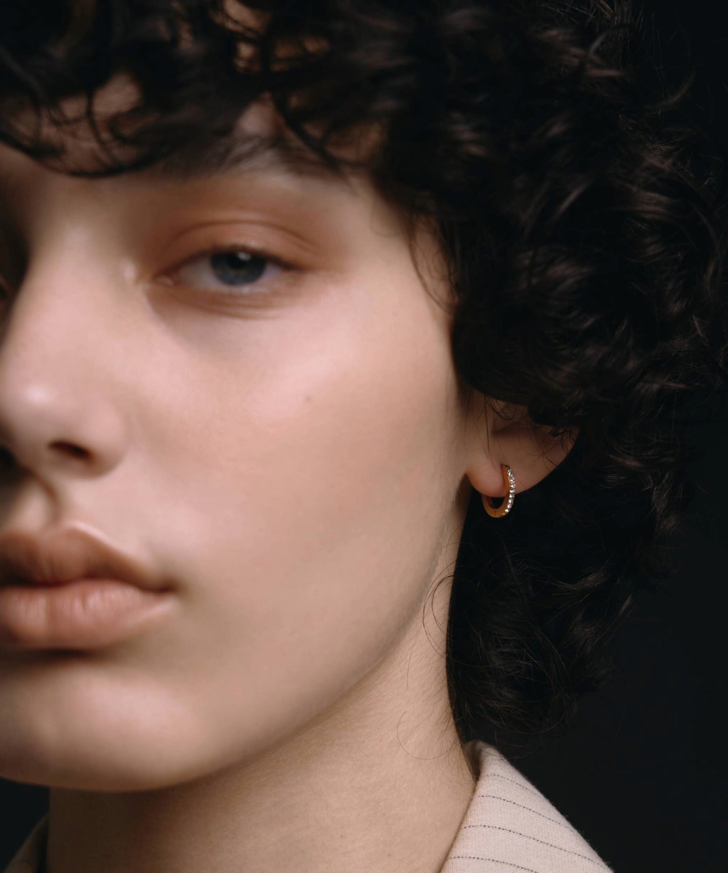 ゴールド]ジルコニアフープピアス