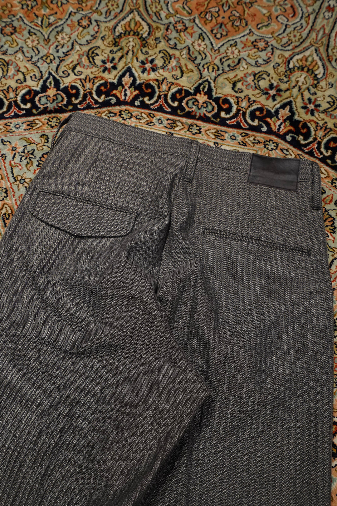 SUGARHILL(シュガーヒル)のHERRINGBONE WIDE TROUSERS(GRAY