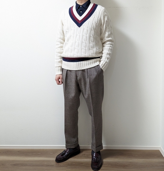 由緒正しきトラッドの魅力。ブルックスブラザーズのチルデンニットを