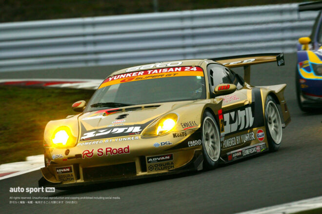 HOPPY team TSUCHIYA、2年目のポルシェと松井×佐藤のコンビでGT300王座