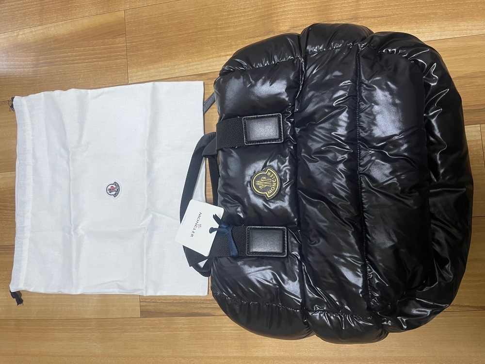 MONCLERxマザーズバッグの口コミ・レビュー｜サイズ感や使用感を