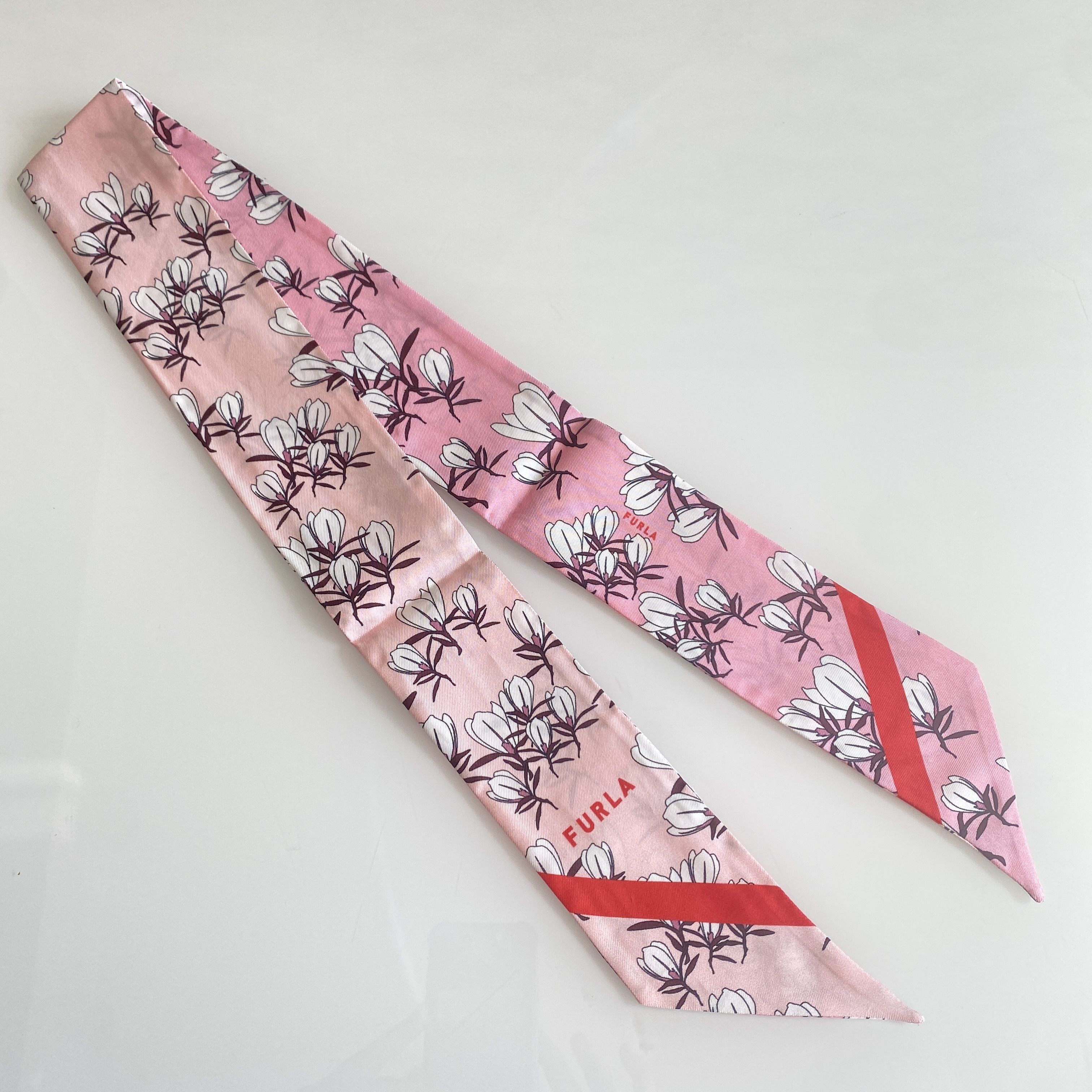 SALE!!可愛い!【FURLA】バンドゥ☆スカーフ☆シルク☆アレンジ可