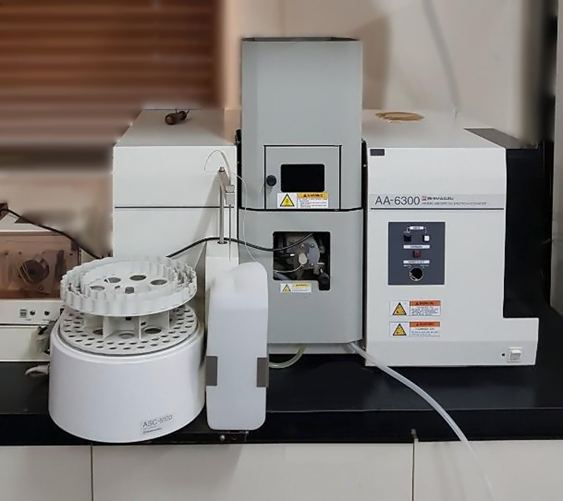 a様の専用 ページ SHIMADZU AA-6300 Spectrometer used for sale price #9241714 > buy