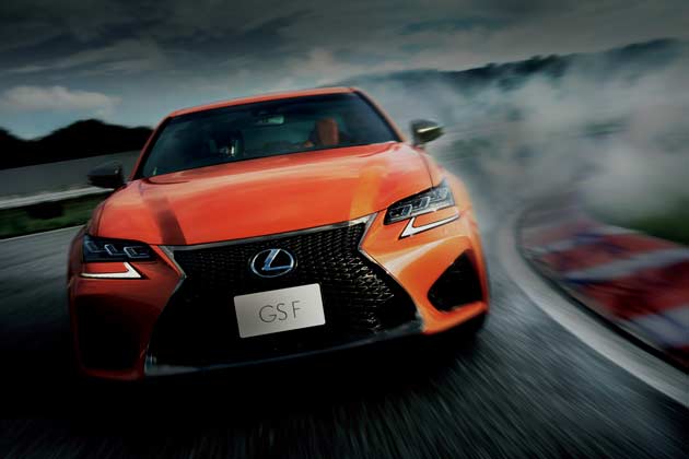 1100万円”という価格も決して高くはない、その理由とは「レクサス GS F