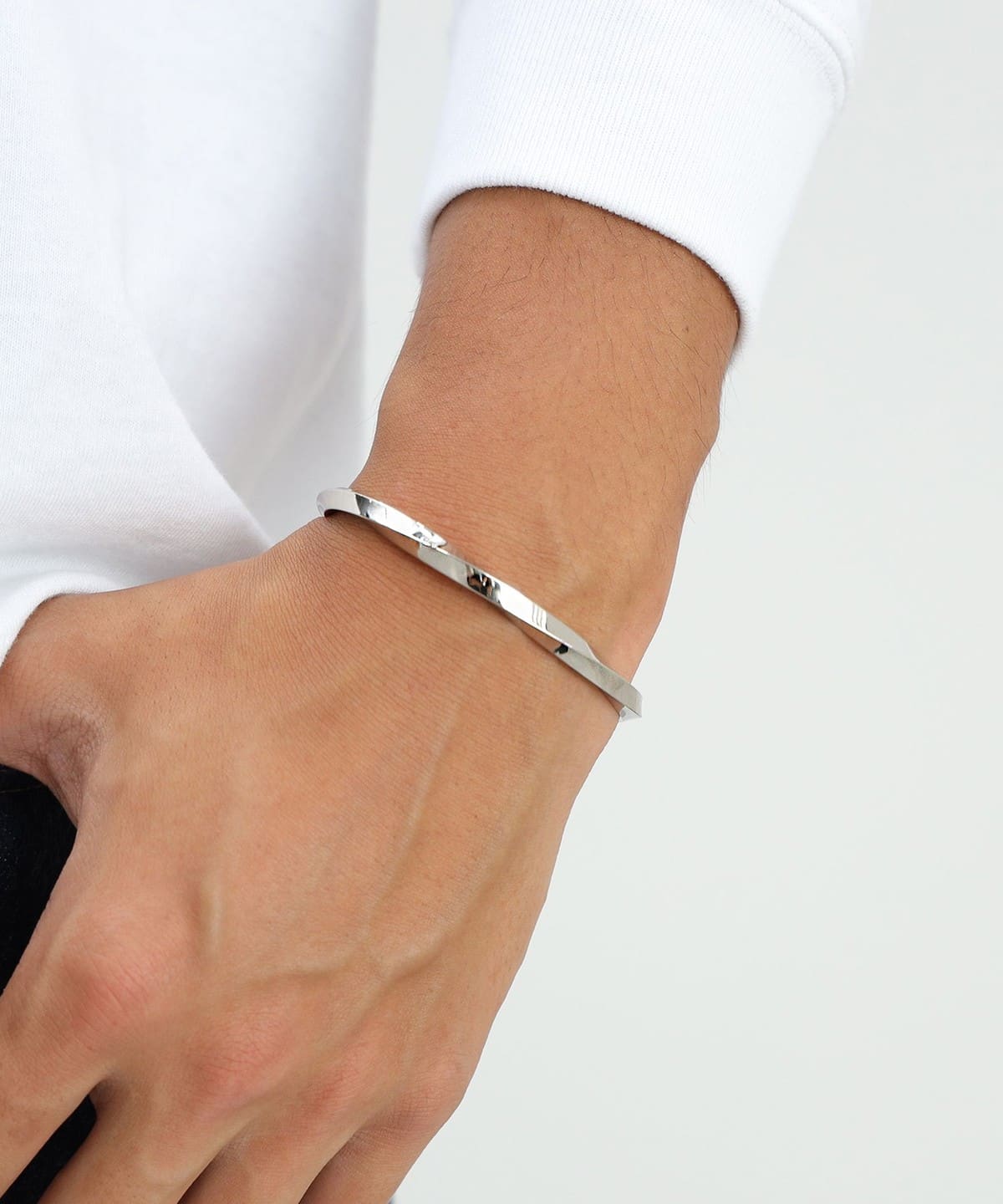 BEAMS HEART（ビームス ハート）ツイスト バングル（アクセサリー