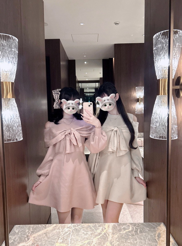 オープンショルダーラインストーンリボンニットミニワンピース[za023