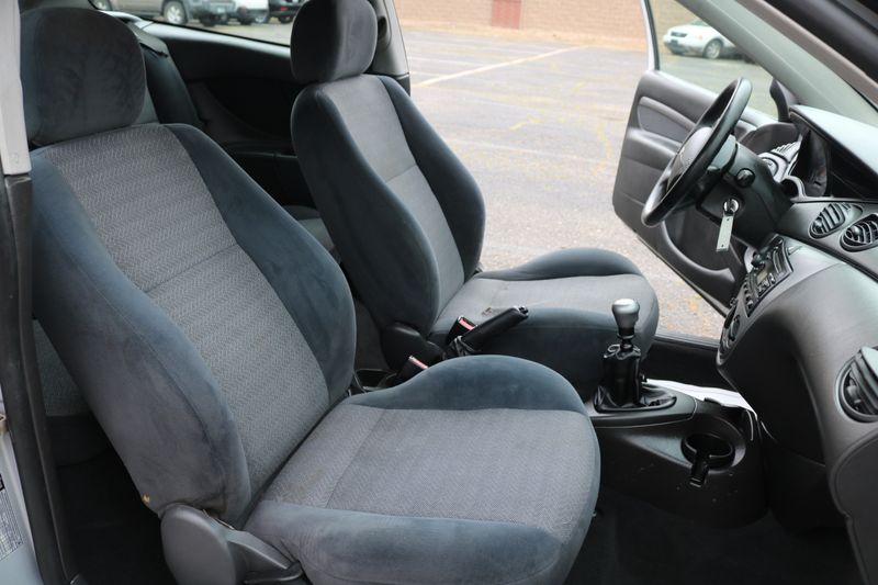 2000 Ford Focus ZX3 | Victory Motors of Colorado