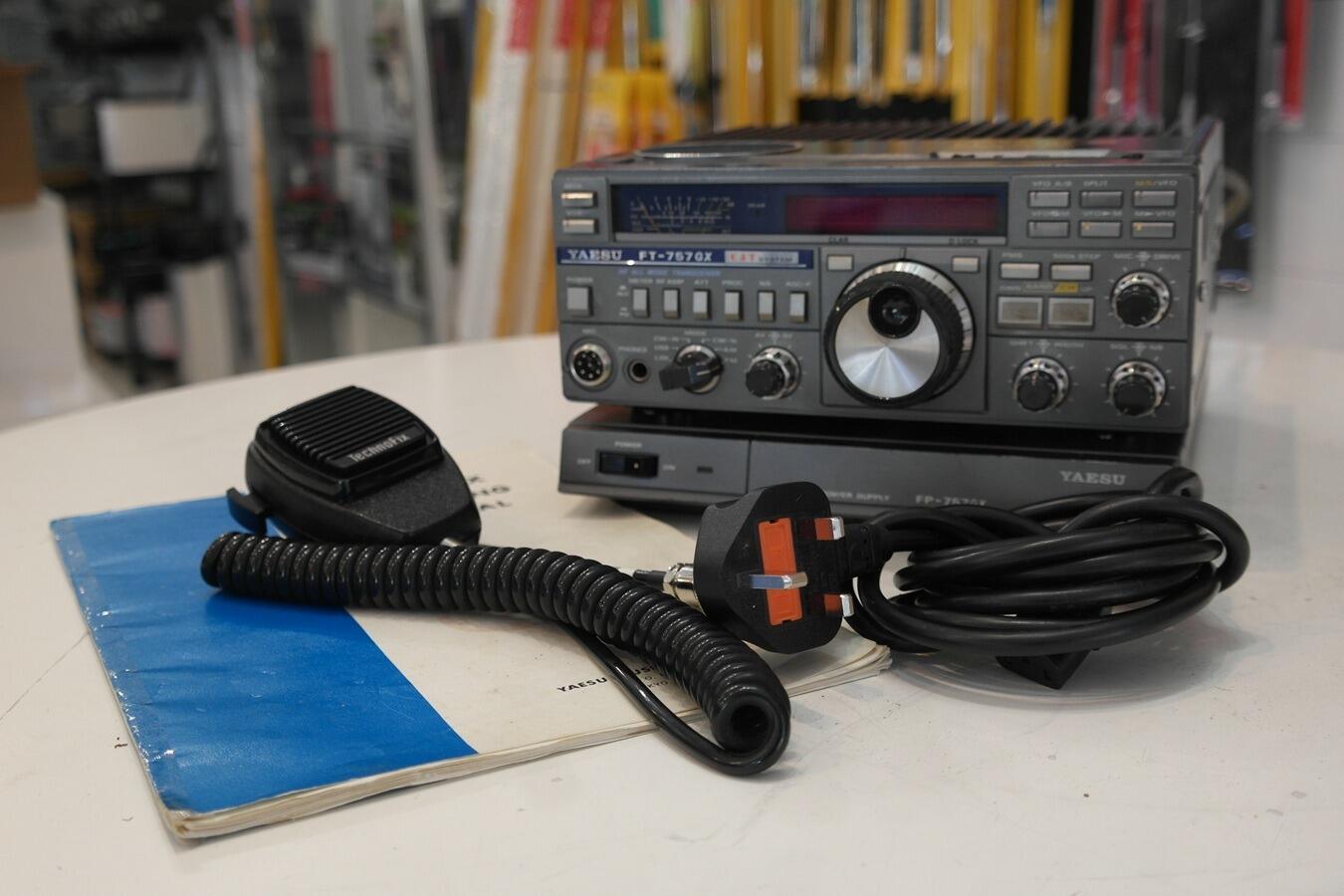 Second Hand Yaesu FT-757GX Wide Banded HF/CB Radio – No Warranty | UK