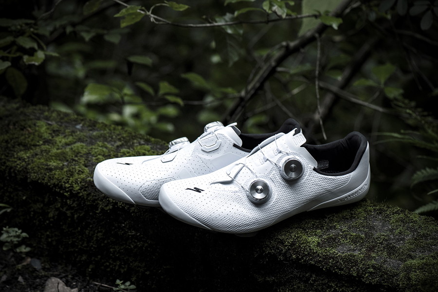 感じていないを感じるシューズ｜Specialized S-Works Torch | Bicycle Club