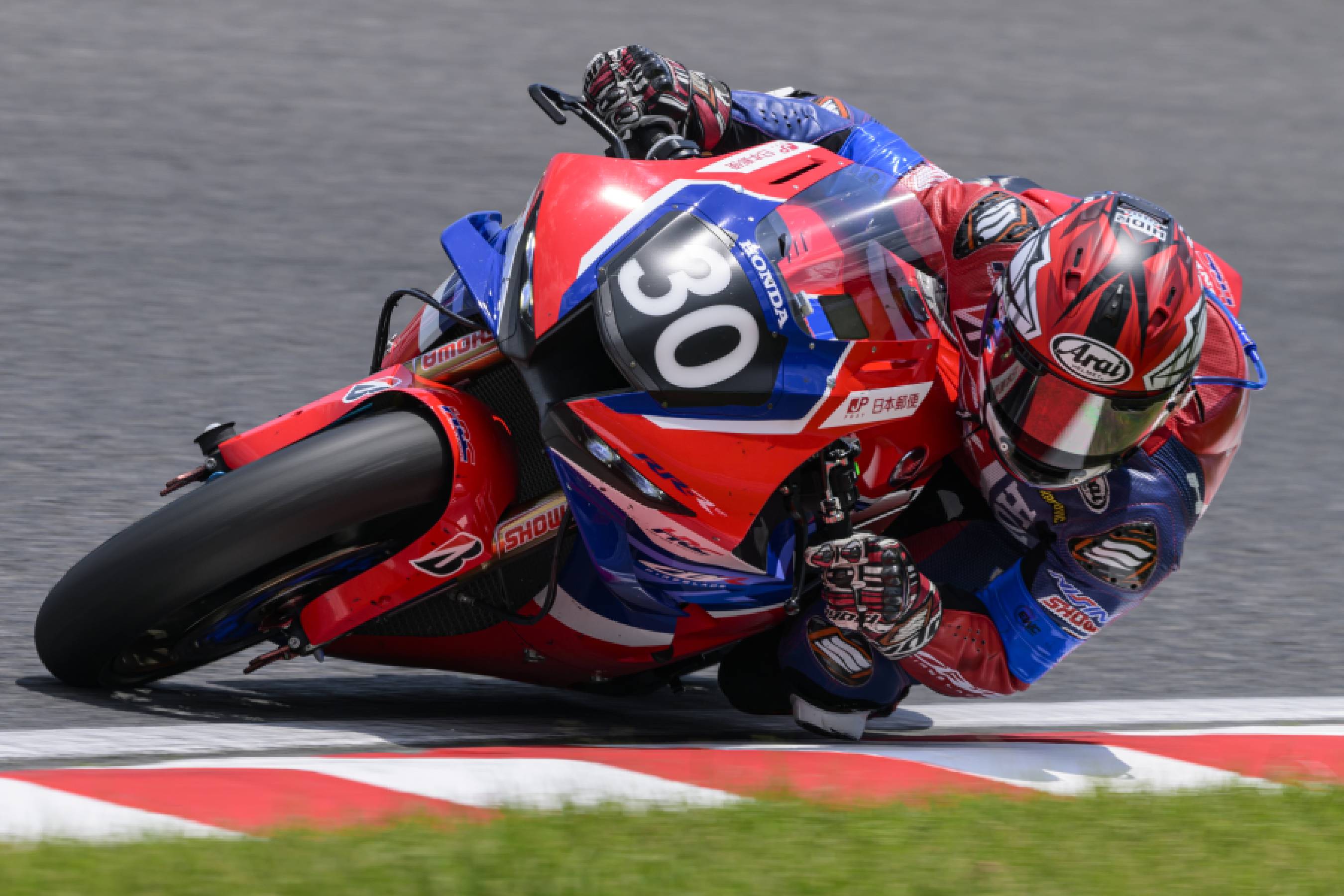 高橋 巧選手 独占インタビュー「鈴鹿8耐、3連覇を達成したHRC