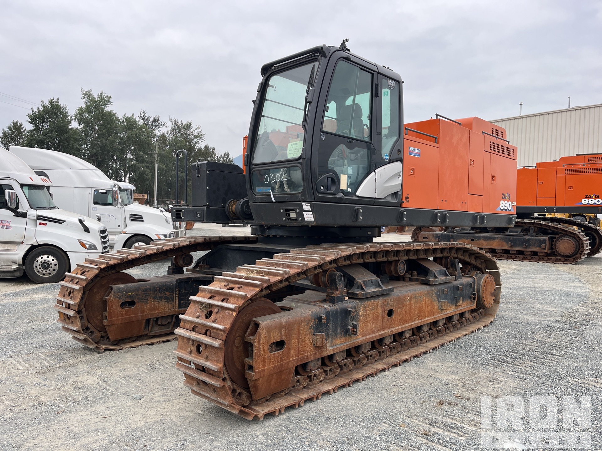 2022 Hitachi ZX890LCH-6 VG Tracked Excavator in Chilliwack