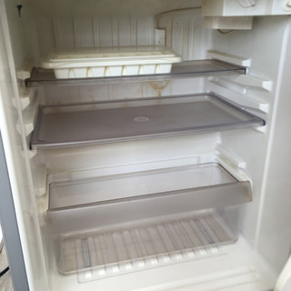 サンヨー SANYO 2ドア冷凍冷蔵庫 86L 2000年製 SR-9T (おはる) 八幡宿