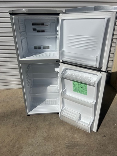 2008年SANYO 137L 2ドア冷凍冷蔵庫SR-141R(SB) (ヨシ) 三浦のキッチン