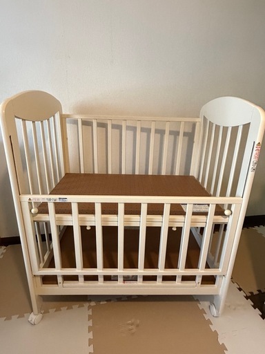 ベビーベッドカトージミニ立ちベッドプチバニラ (R) 千鳥橋のベビー