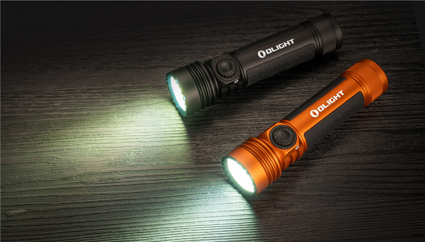 Seeker 4 Pro TYPE C 4600ルーメン高出力LEDライト 充電式EDC - Olight
