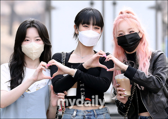 PHOTO】(G)I-DLE ミンニ＆ウギ＆シュファ「2時脱出Cultwo Show」出演の