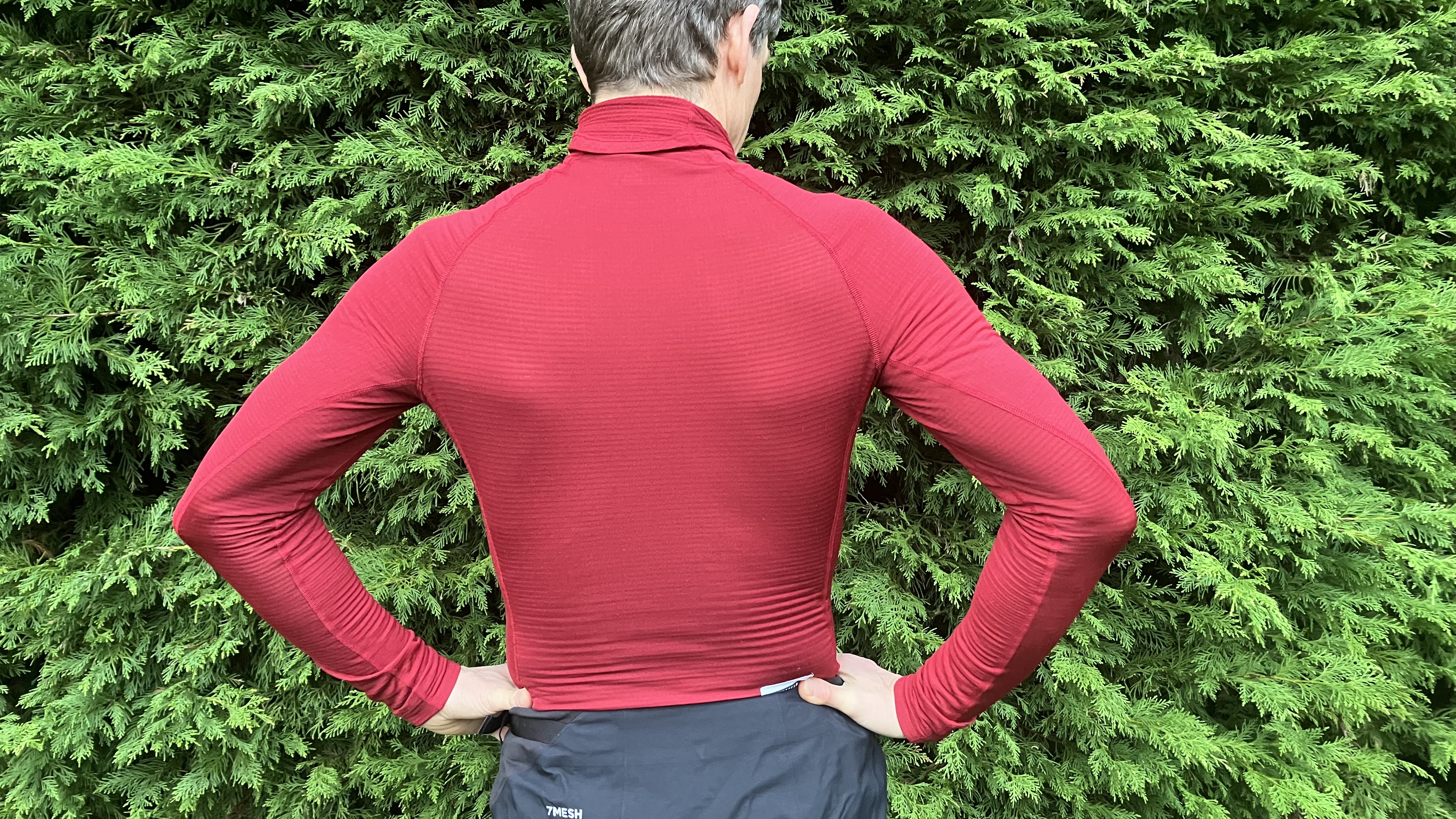 Rapha Pro Team Thermal Base Layer review – light and long-necked