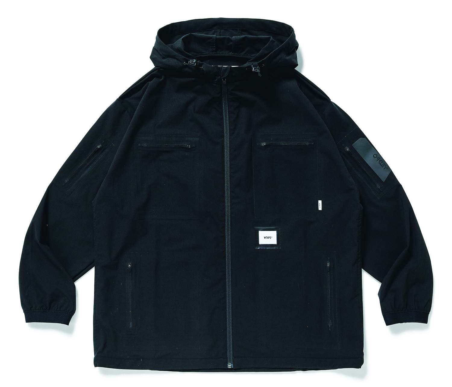 WTAPS × OAKLEYが3月9日に発売