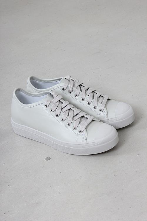 Sofie D'Hoore folk cloud