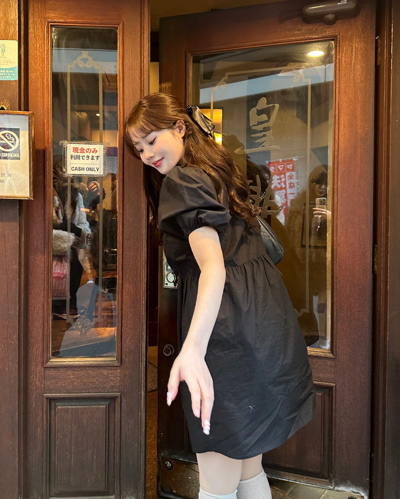 バックストリングパフスリーブミニワンピース | ファッション通販