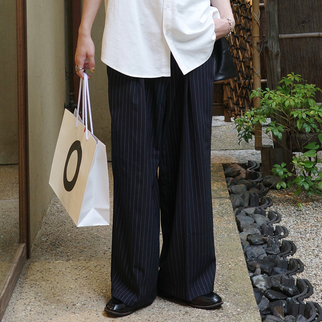 ストライプストレートスラックス | ファッション通販サイト NUGU