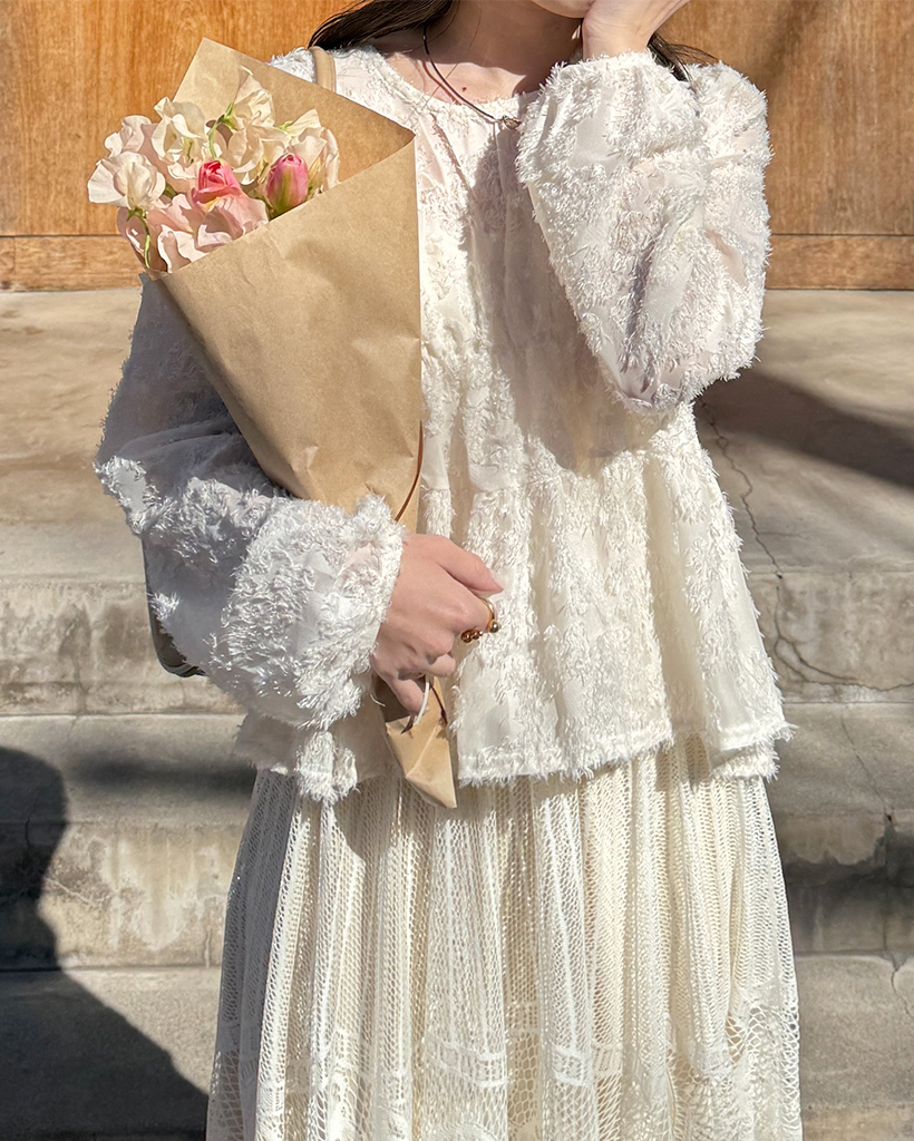 フラワーレースブラウス | ファッション通販サイト NUGU