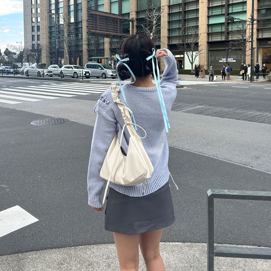 シャーリングストラップスクエアバッグ | ファッション通販サイト NUGU