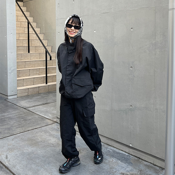 ユニセックス）ハイネックウィンドブレーカー | ファッション通販