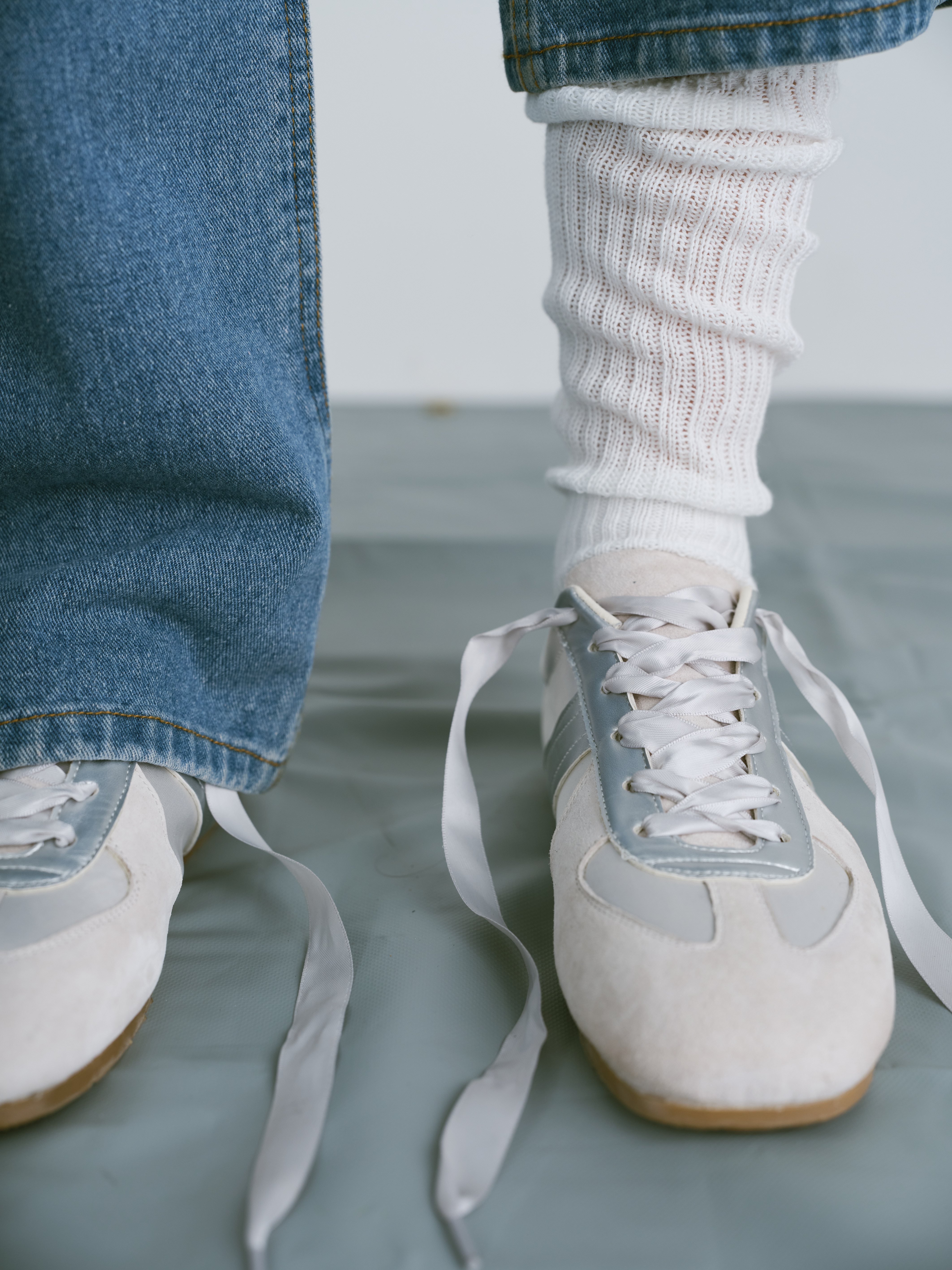 サテンレースアップスニーカー | ファッション通販サイト NUGU