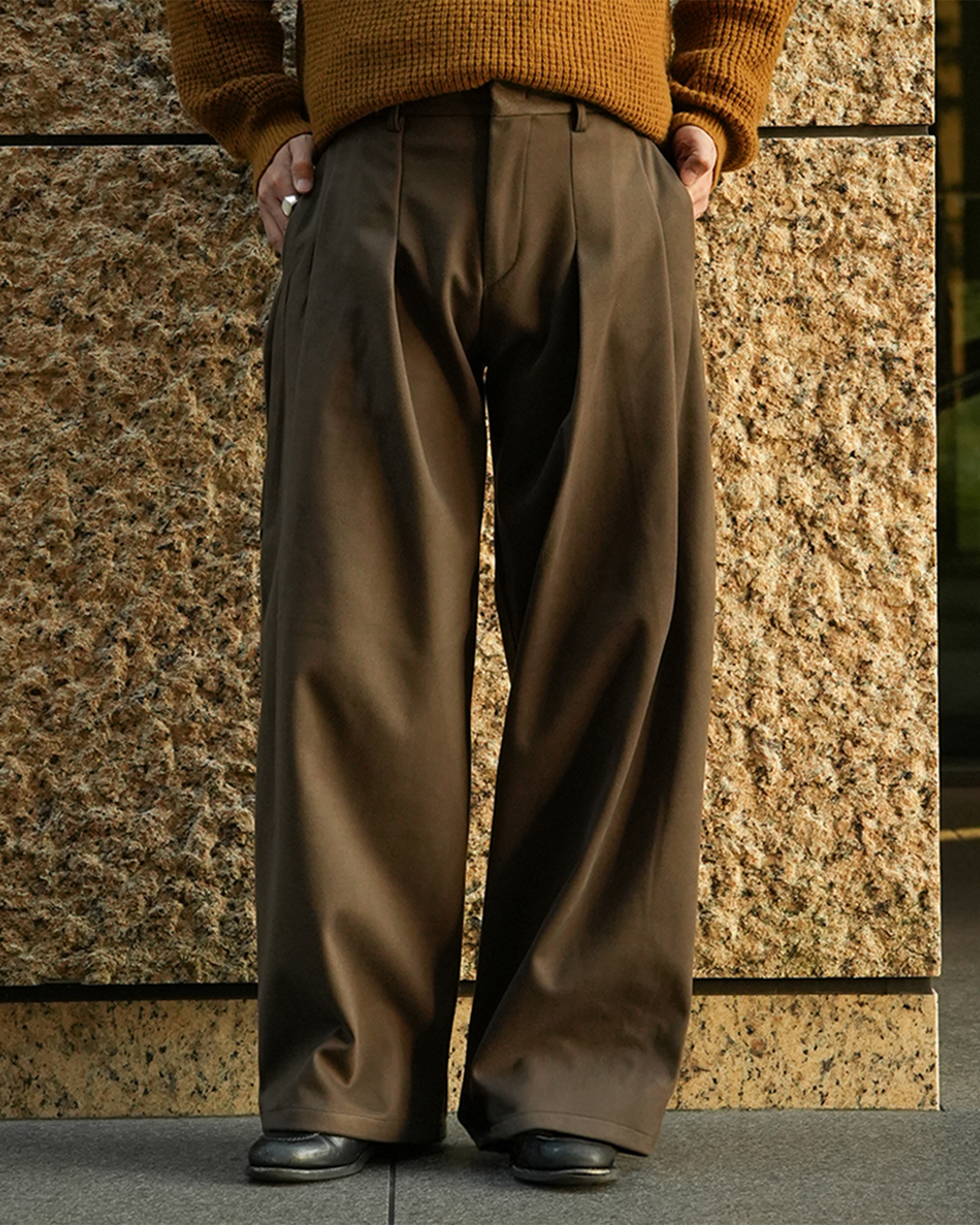 ディープタックウールスラックス | ファッション通販サイト NUGU