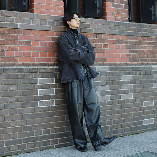 ステッチレザーワイドパンツ | ファッション通販サイト NUGU