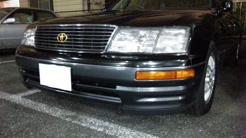 トヨタ純正 20セルシオ前期用フロントリップスポイラー のパーツ