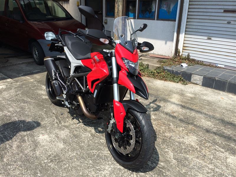 ドゥカティ ハイパーストラーダ カスタムまとめ - おすすめのカスタム