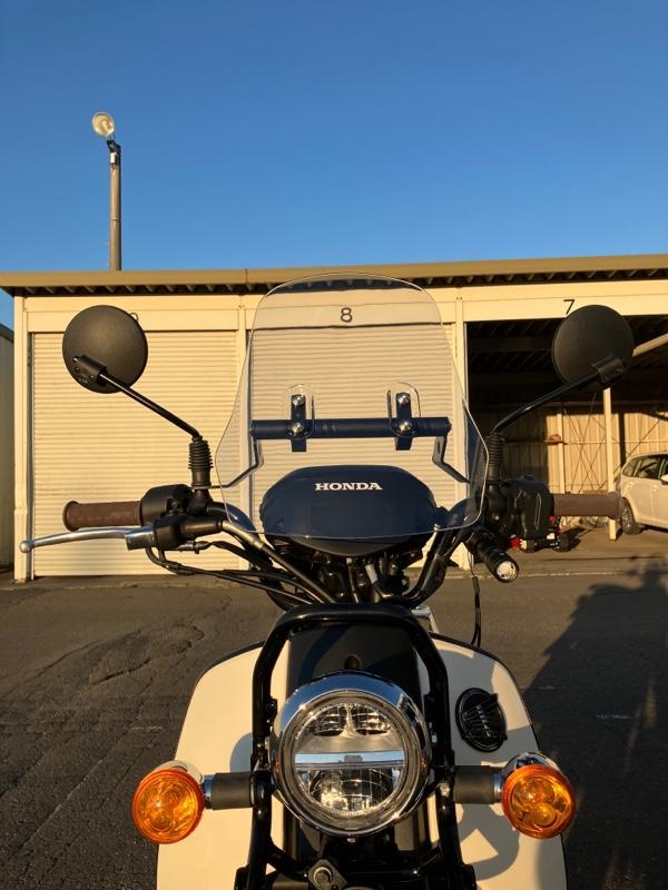 ZETA アドベンチャー ウィンドシールド クロスカブ110用 のパーツ