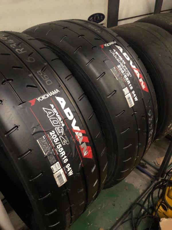 YOKOHAMA ADVAN A052 205/55R16 のパーツレビュー | スイフトスポーツ