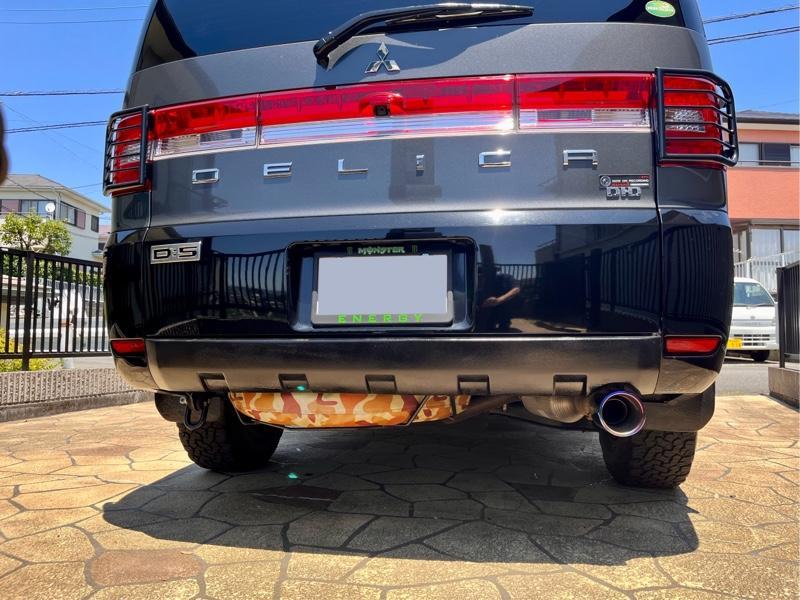 三菱自動車(純正) リヤバンパーエクステンション チッピング塗装 の