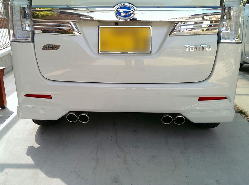 4本出しマフラー？ 装着！！ その2（ダイハツ タントカスタム・LA600