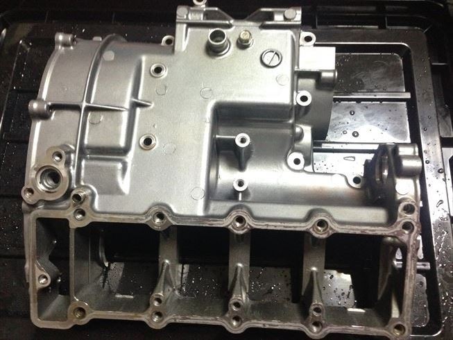 エンジンOHに挑戦！ ～part.4 洗浄＆腰下組み付け～（カワサキ